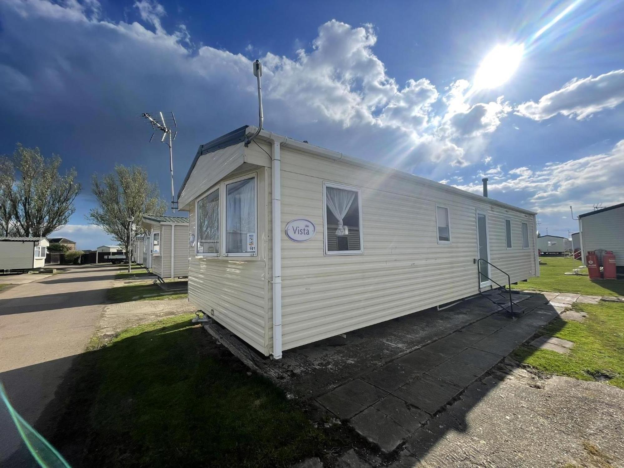 Lovely 8 Berth Caravan At St Osyth Beach Holiday Park Ref 28101G Клактон-он-Си Экстерьер фото
